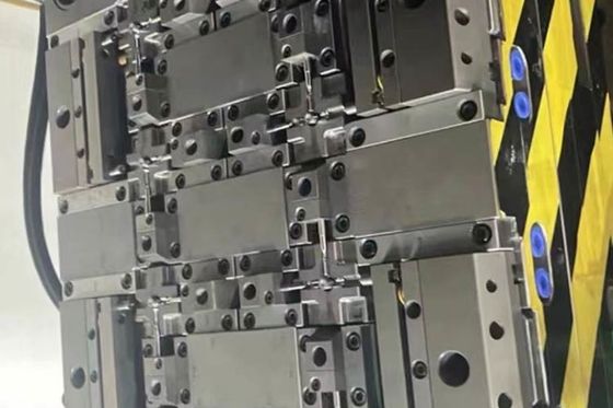 STEP Medical Plastic Injection Mould Disesuaikan Desain dan Pembuatan Cetakan Murah
