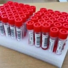Cetakan Injeksi Plastik GF30 Cetakan Peralatan Jarum Suntik Bagian Plastik Medis Sekali Pakai Cetakan IATF 16949